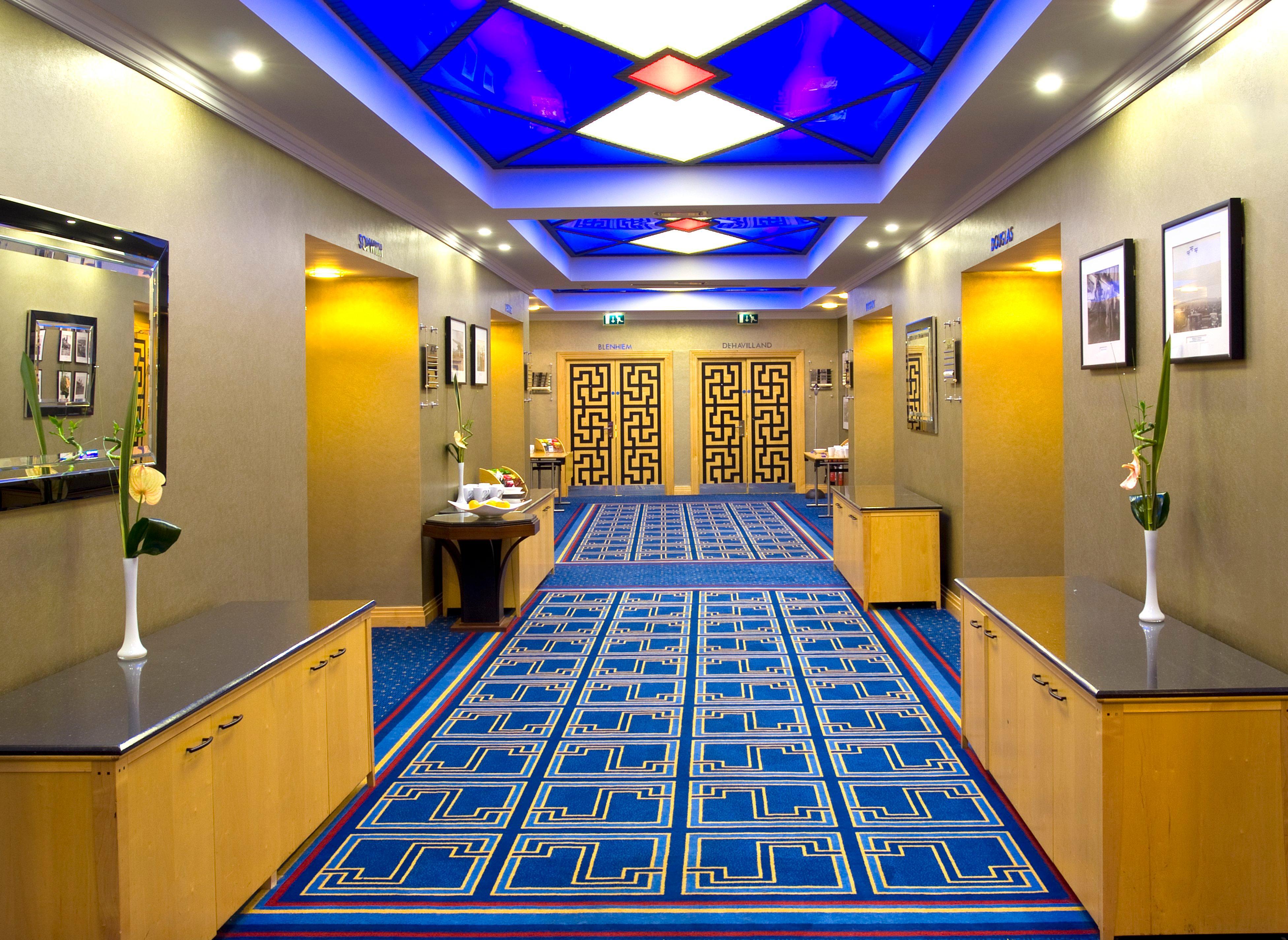 Crowne Plaza Liverpool - John Lennon Airport By Ihg Extérieur photo